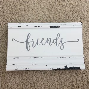 friends decor